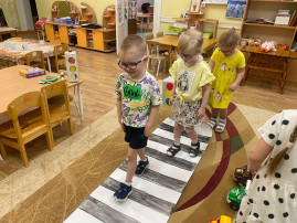 ДЕНЬ РОЖДЕНИЯ ПЕШЕХОДНОГО ПЕРЕХОДА! ДЕНЬ РОЖДЕНИЯ ПЕШЕХОДНОГО ПЕРЕХОДА!.