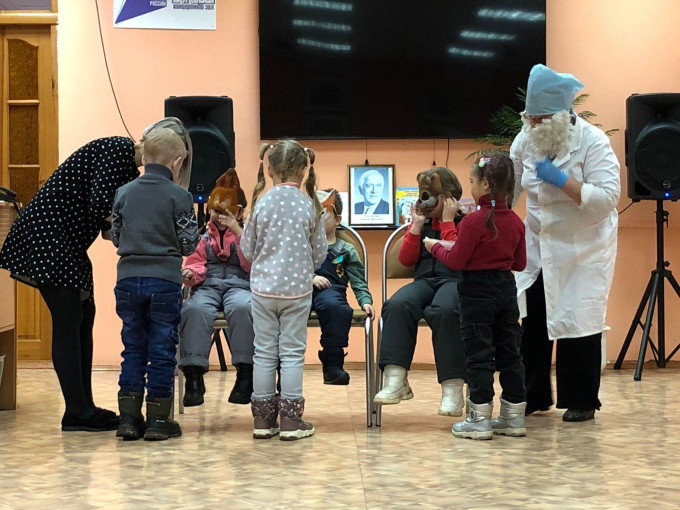 ПО СКАЗКАМ ЧУКОВСКОГО ПО СКАЗКАМ ЧУКОВСКОГО.