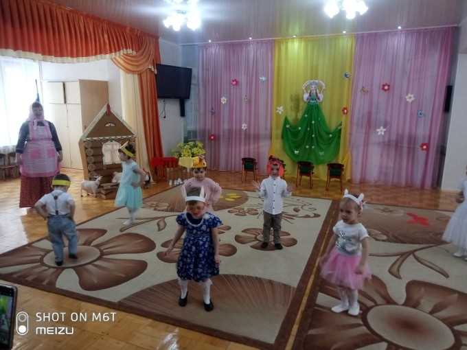 ВЕСЕННИЙ ПРАЗДНИК ВЕСЕННИЙ ПРАЗДНИК.